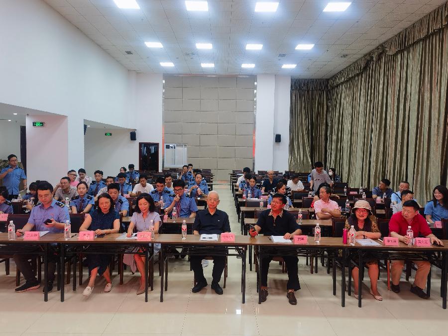 「关工动态」中国铁路成都局集团公司关工委重庆分会“贯彻党的二十大精神 勇当服务和支撑中国式现代化火车头”主题演讲赛复赛落幕（图3）