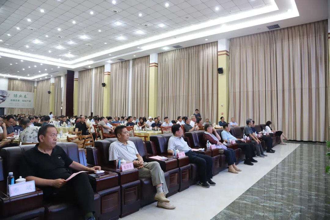 清香盛宴·香溢东昌——正信酒业光岳古酿高端清香品鉴会在正信酒业成功举办（图2）