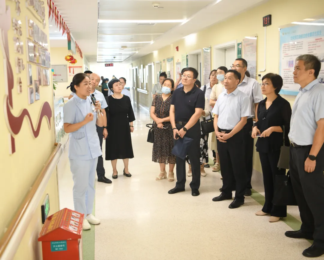 党建之花并蒂开：济南市第三人民医院一行到聊城市第三人民医院探讨交流，共话党建新未来（图4）