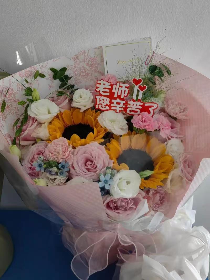 不计辛勤一砚寒 乐奉桃李献流丹-法正辩/诵：家明【长安街总社】世界诗人名人展10142期（图7）
