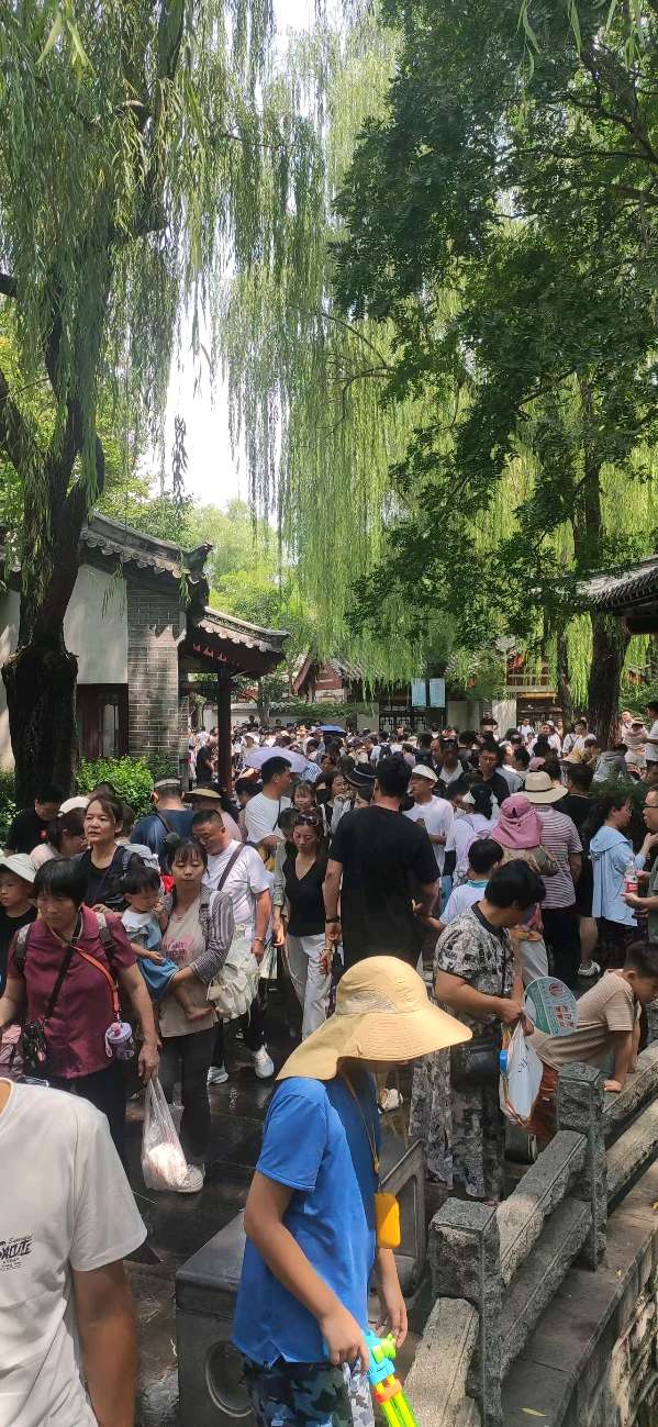 【名家风采】游趵突泉（外三首）//作者:风华依旧//《诗路漫漫》征稿//都市头条（图4）