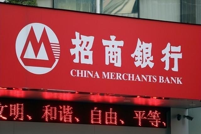 【新诗大观】圆梦途中大步跨——为好侄女吴海花近日职务喜获晋升祝贺并点赞||文/王德福（图2）