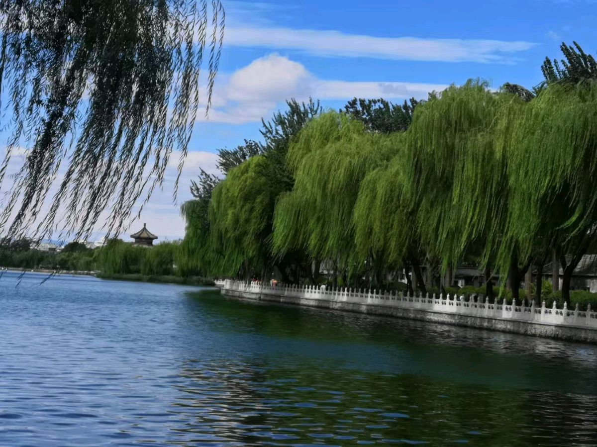 河堤