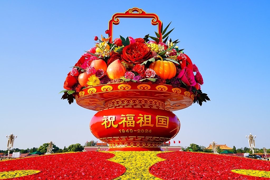 【新诗大观】走近温馨的十月||文/姚勇（图2）