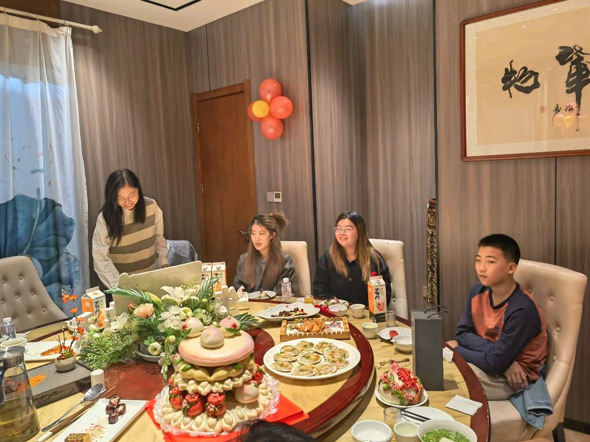 旭日东升（長民）编辑‖在西安《盛唐壹号酒店》庆贺八十周岁生日纪实（图26）