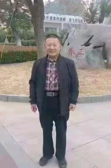 赏菊有怀(新韵)/作者：关怀宪（图5）