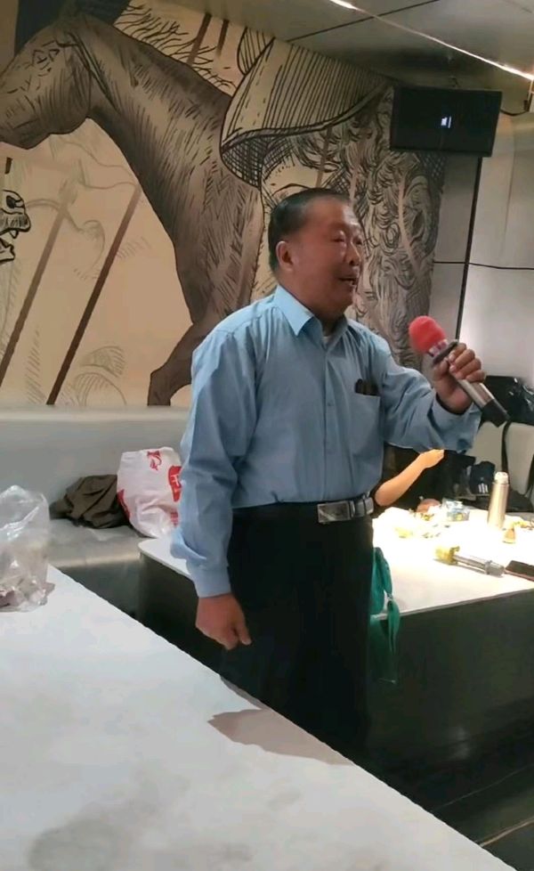 完美旅游唱歌群10月5日——庆十一活动KTV视频及照片完美展示（图17）
