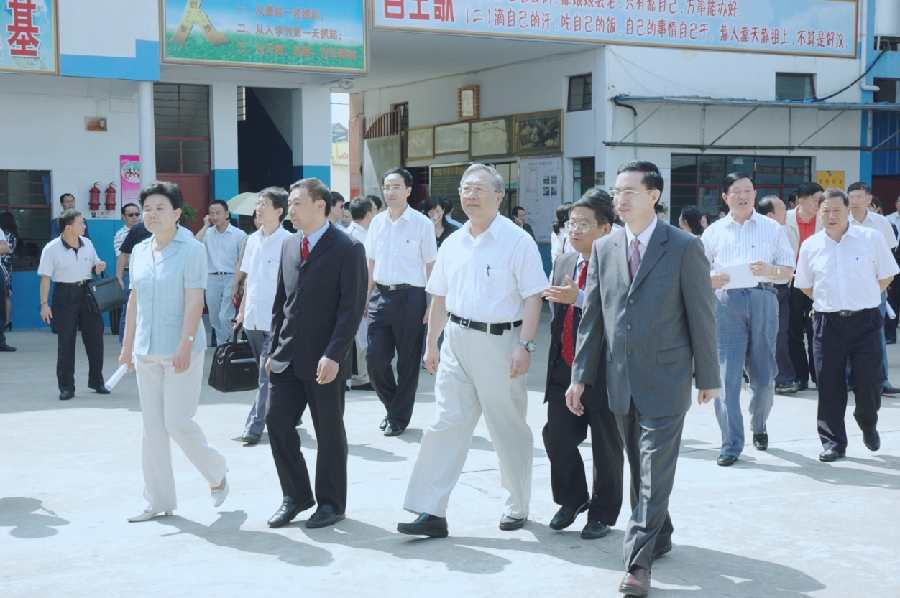 赞国泰,夸三标(大学篇)(图2)