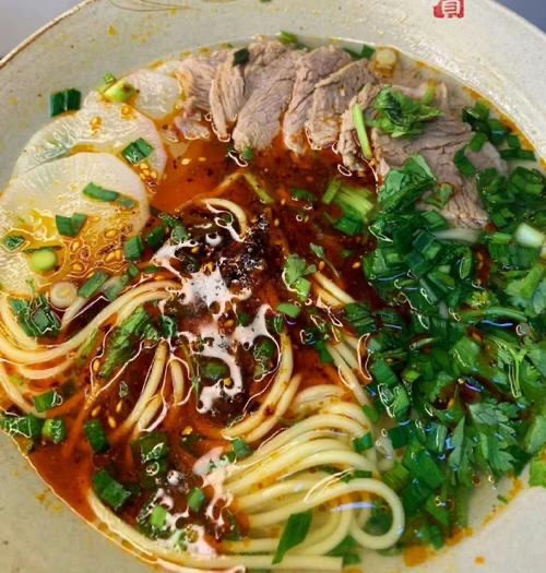 《品尝沈阳特色:鸡架抻面》文:陶丹(中国沈阳)天下美食总社【世界诗人名人展】10266期(图9)