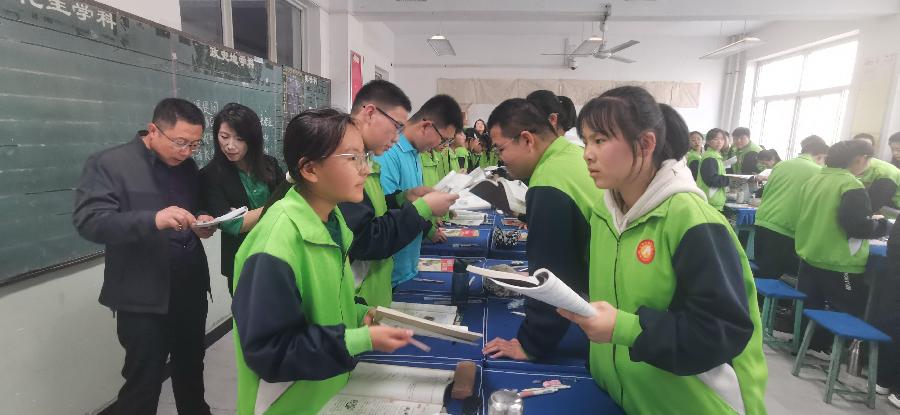 实达大先生辛利花：三标课堂的魅力——与学生共学《诚实守信》这一课