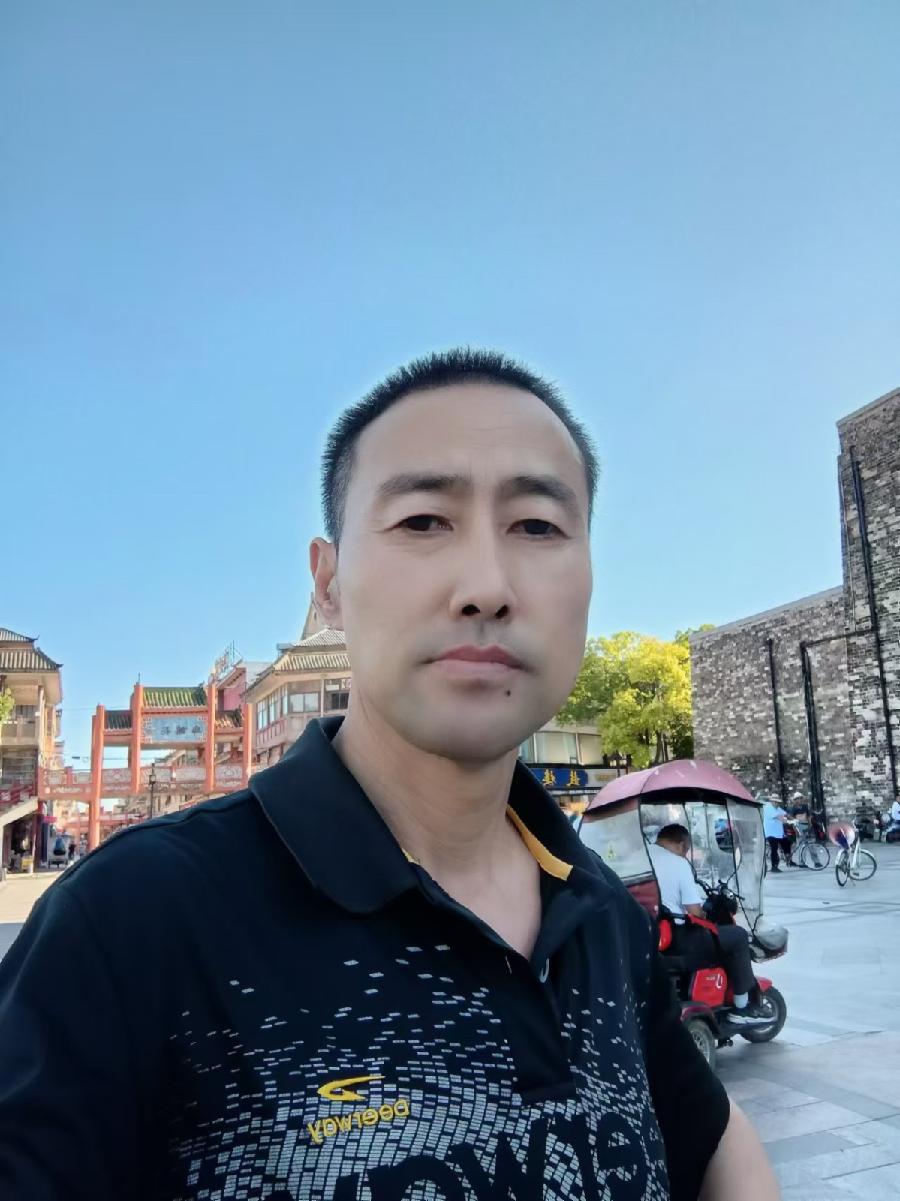 豪情-众诗人【世界诗歌研究院】世界诗人名人展10275期（图4）
