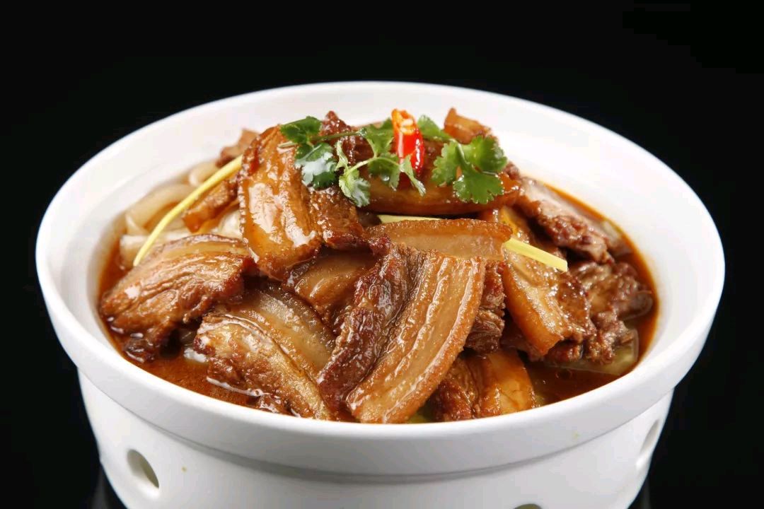 东方书剑的《七绝•夸夸信阳菜》