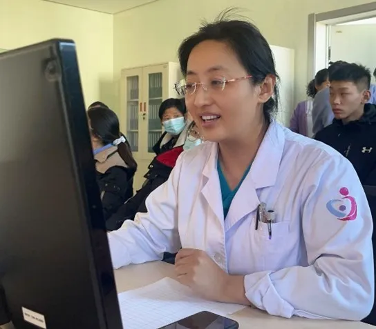 有爱，有未来！聊城市东昌府区妇幼保健院举办“世界早产儿日”主题活动（图4）