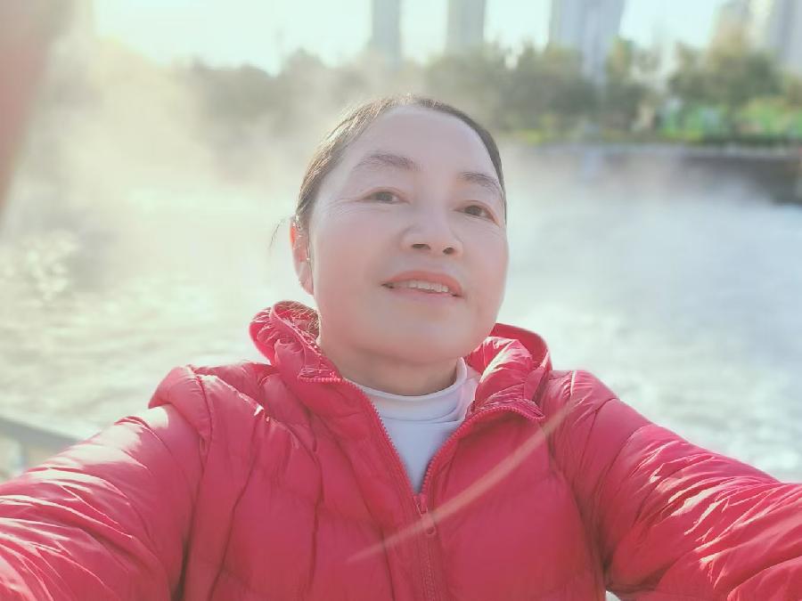 【世界诗会同题诗】踏雪寻梅🌺雪入怀-附山之子雅评【世界诗歌研究院】世界诗人名人展特刊🌏(图87)