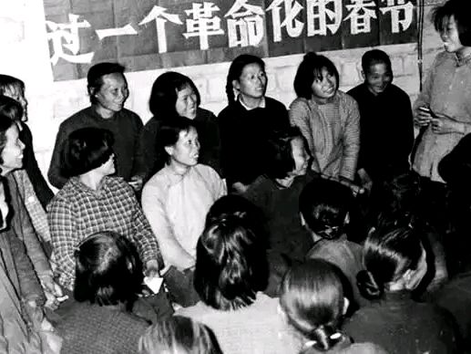 【冀霆】在那个极左的年代，过春节都要强加上“革命”的色彩（图2）