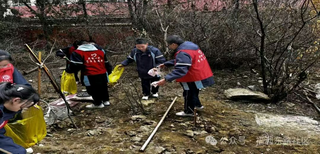 题记：福利东路社区联合兰炼一中开展学雷锋志愿服务主题活动，特以记之。雷锋精神永传承，志愿服务我先行一一福利东路社区主题活动留韵金夜（兰州）（图4）
