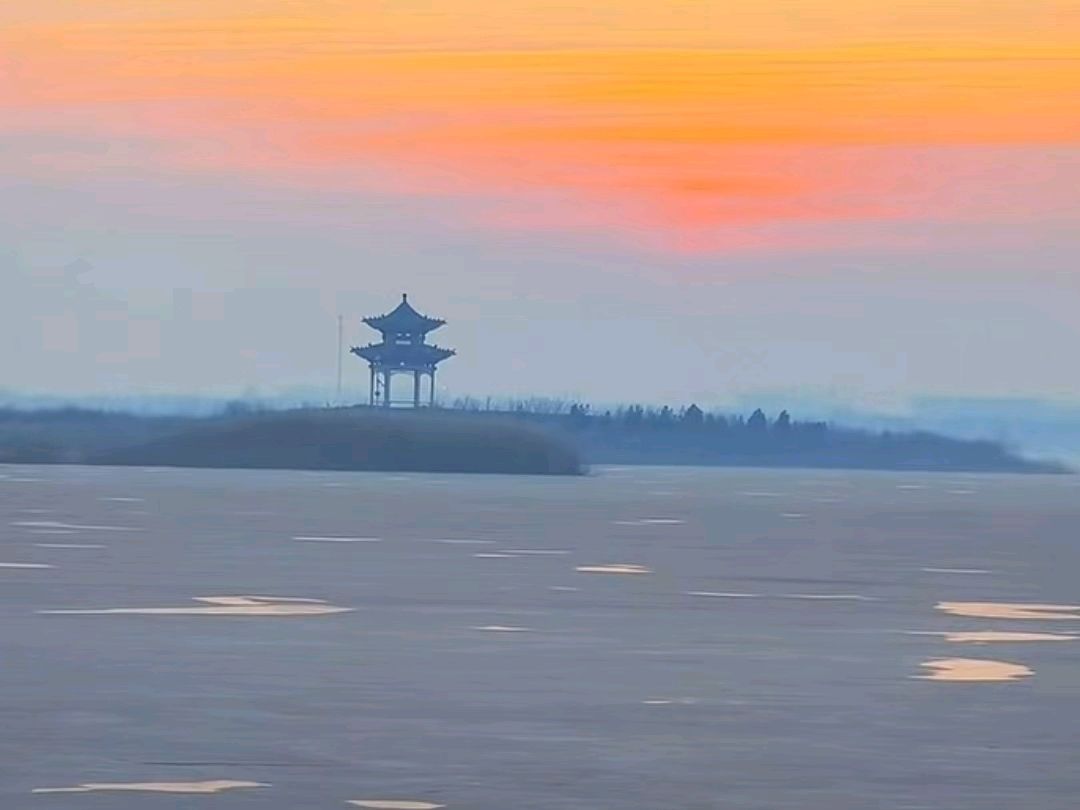 【都市文坛撷英】优秀诗人于金奎七律欣赏（图4）