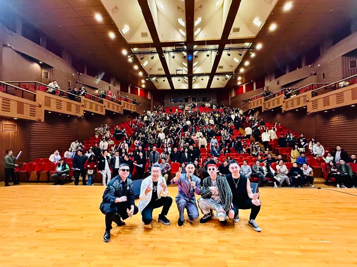 记实篇:为此次演岀留下美好的回忆：2025年3月28日为″您'我们再现旧时歌声，我们聚会″城都'特留拍下时光｜玉兰提供｜海外头条（图6）