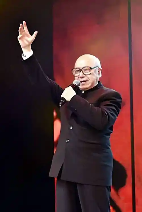 聆听 ‖ 李江朗诵《四月的泪滴》作者/蓝波（图6）