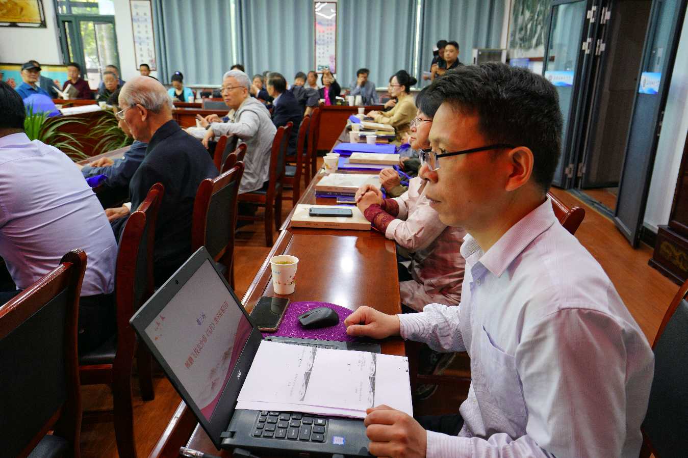 蓝田县城关中学校史暨校友文集《先河》刋印发布仪式在蓝田县城关中学会议室成功举行（图26）