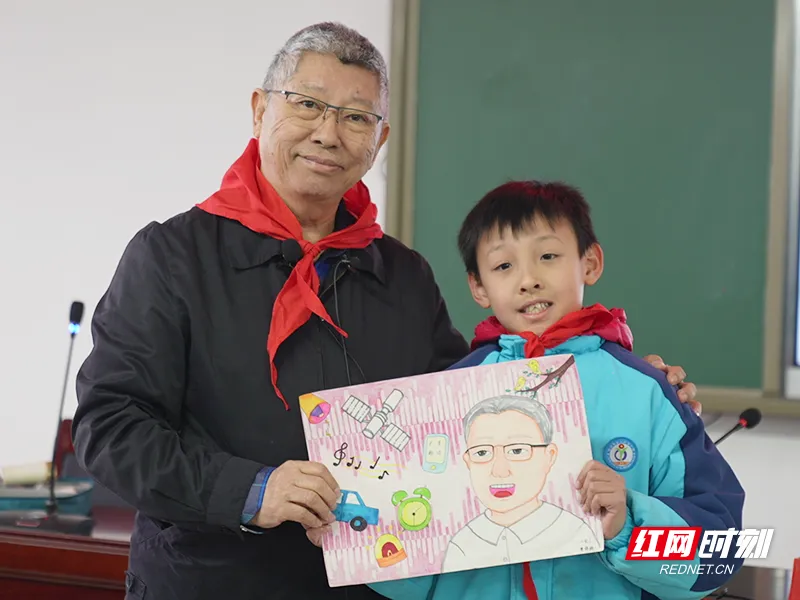 聆听 ‖ 《大地对儿子的悼念》作者/许木启 合诵/徐燕 佳缘 毕建云（图8）