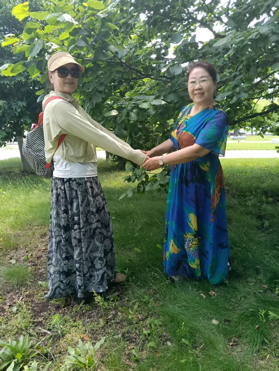 （照片版）煤矿战友相聚 共叙五十年情——五十年前的同事相聚照片留念（女生专版）（图22）