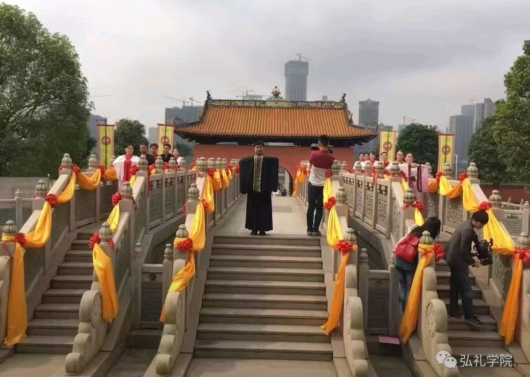 四省游诗之一 . 三元七绝（外一首）文/詹成（图11）
