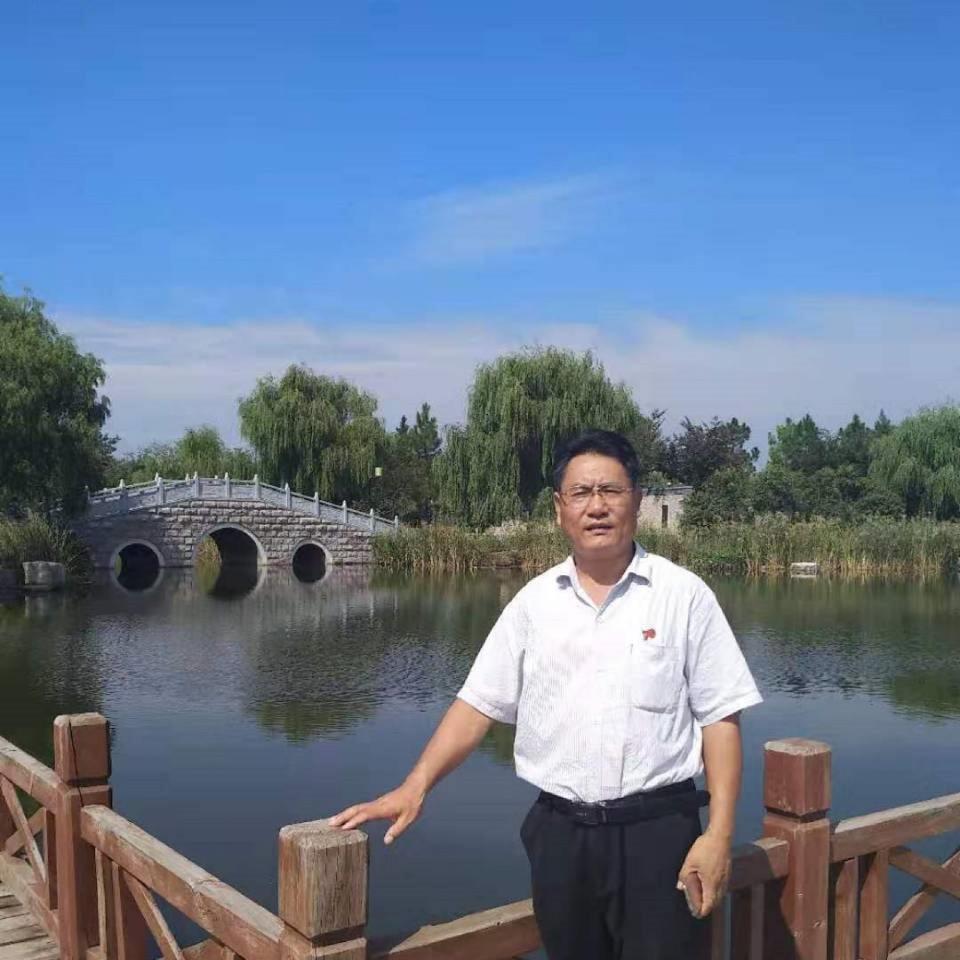 齐万新