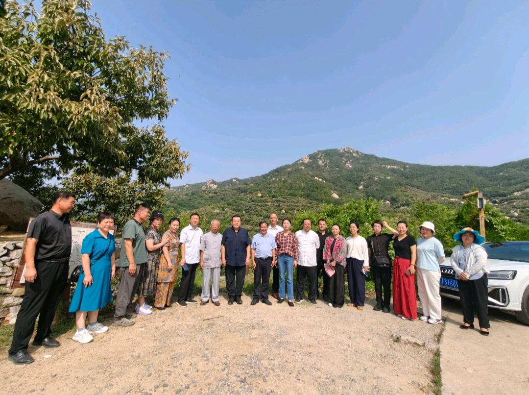 张庆明/里峪村民俗文化节研讨会：共绘乡村振兴新画卷（图2）