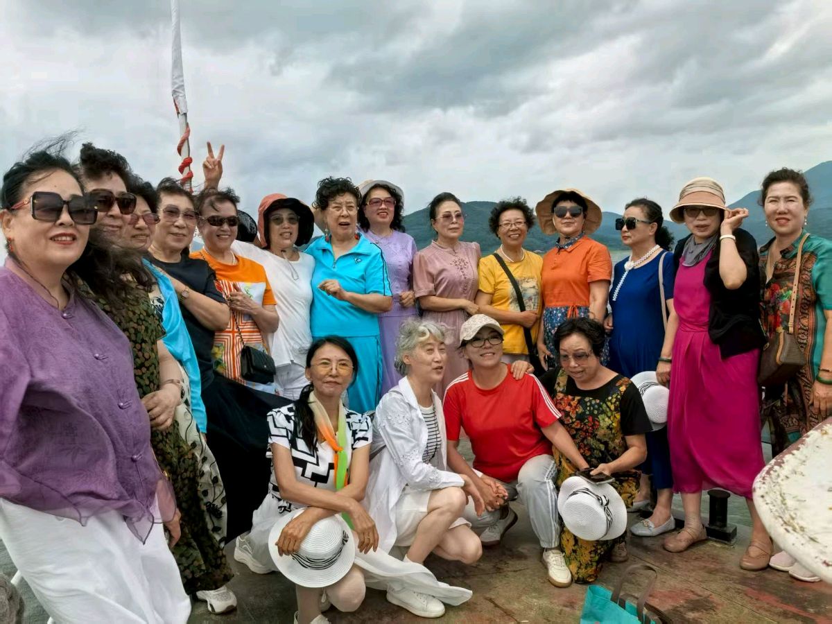 （照片版）天鹅湖艺术团团西海浪一日游剪影（图41）