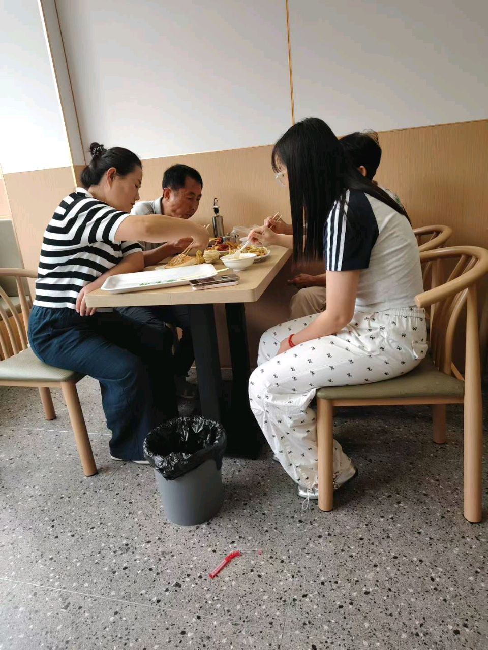 【都市头条向幸福出发编辑部】第13883期 人 间 烟 火（图4）