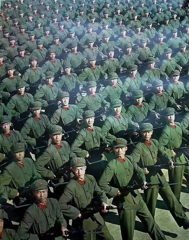 聆听 ‖ 《我是一个兵》作者/刘伙力 合诵/焦文利 弘华 配乐合成/弘华（图9）