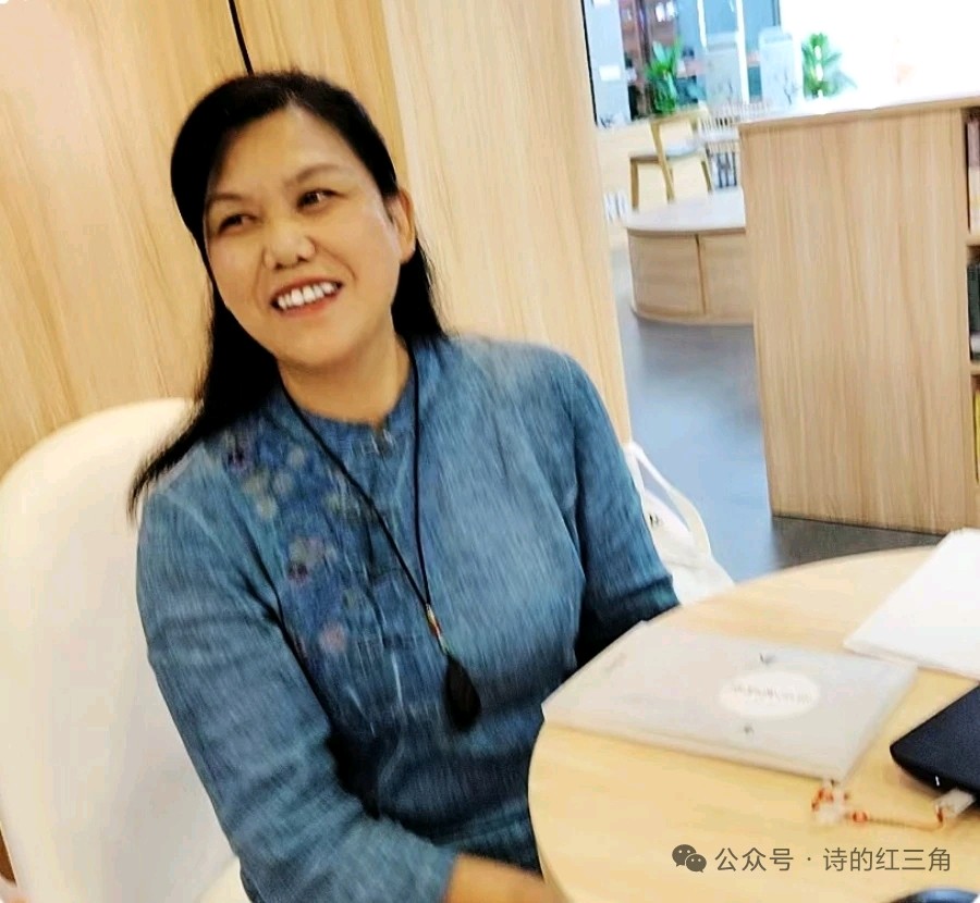 以热爱和专注，以坚持和勤奋去耕耘，假以时日，必将收获心颜常驻的果实。让灵魂高贵，绽放芳香……（图3）