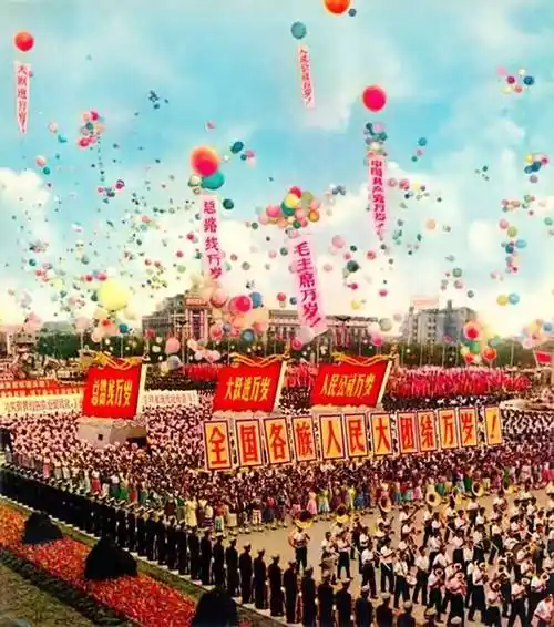 聆听 ‖ 合诵《大阅兵》作者/刘伙力 合诵/宋维东 弘华 配乐合成/宋维东（图10）