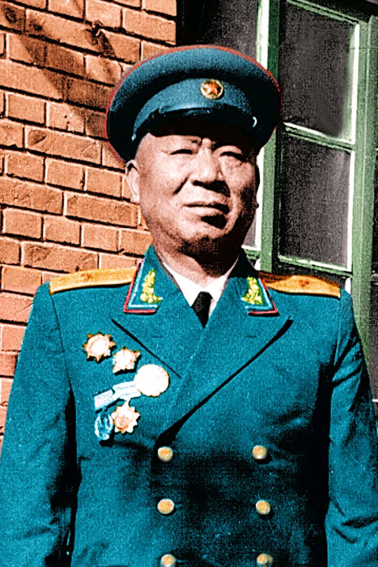 从英雄史诗到时代共鸣：阅兵荣光下的白光精神传承——纪念中国人民抗日战争暨世界反法西斯战争胜利80周年（图3）