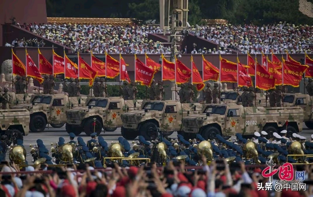 从英雄史诗到时代共鸣：阅兵荣光下的白光精神传承——纪念中国人民抗日战争暨世界反法西斯战争胜利80周年（图6）