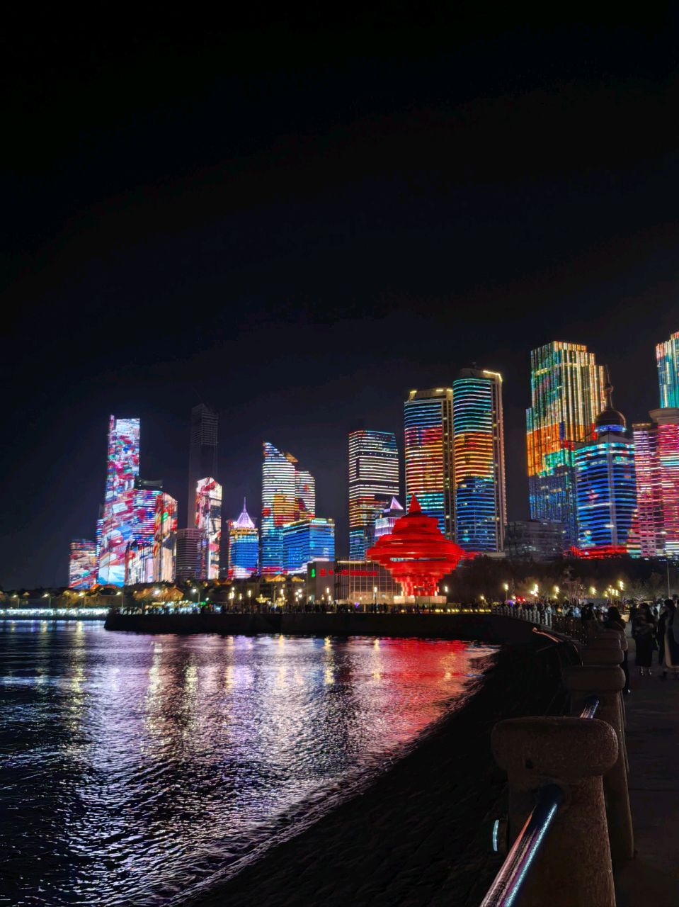 【新山东文学社】《青岛秋夜》作者/锦河 主播/苏宁(图5)