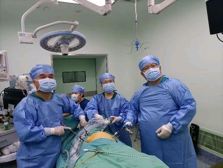 【健康聊城】多学科协作守护健康：东昌府区妇幼保健院成功开展一例高难度腹腔镜微创手术（图2）