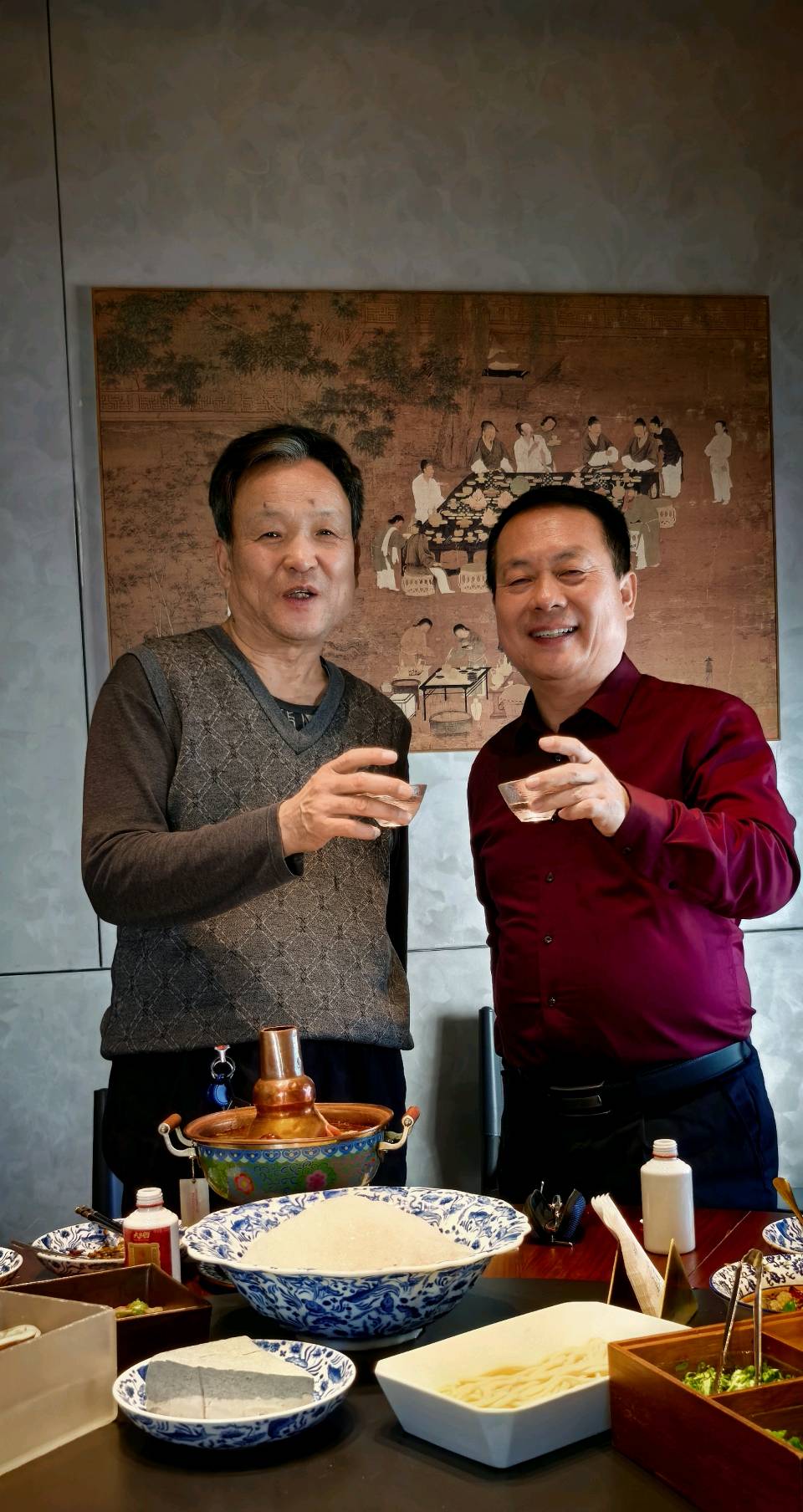 【两社动态】张富贵：文友欢聚共度佳节一一“国风两社”管理团队部分文友重阳节前夕相聚四海唐人街举行联谊午餐会（组诗5首）都市头条发布！（图24）