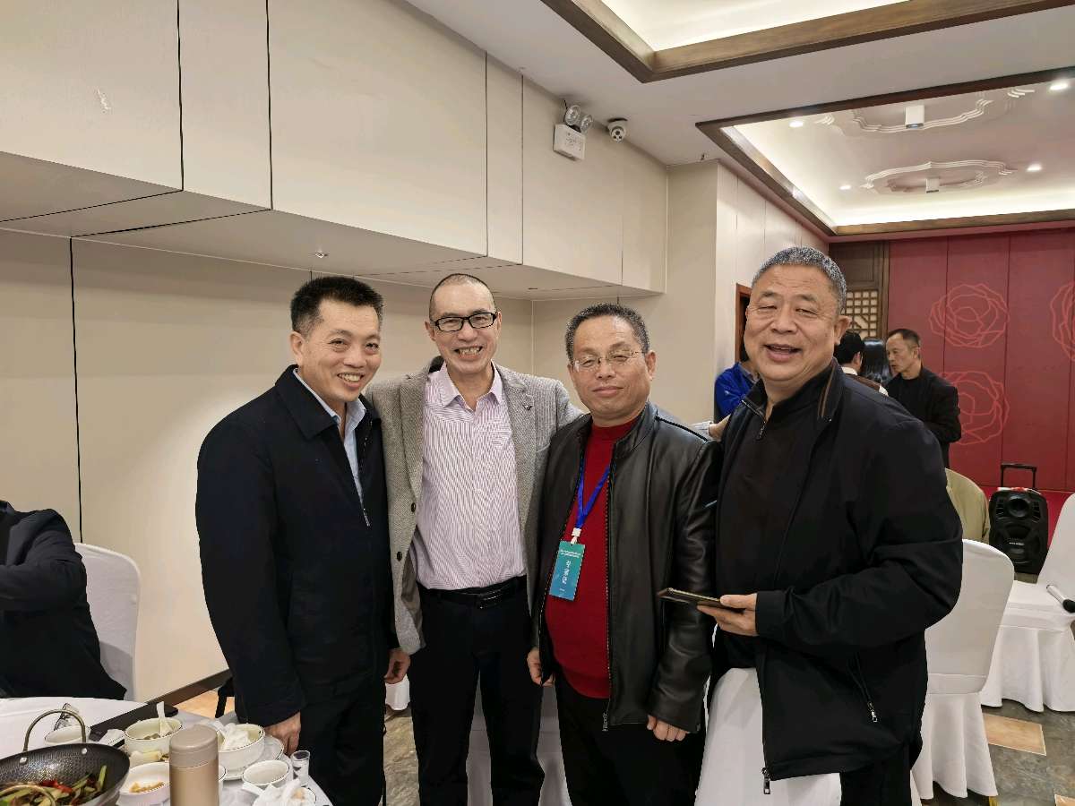 吴坤雄：聚焦核心素养，赋能高效课堂——三节数学课教学深度评析