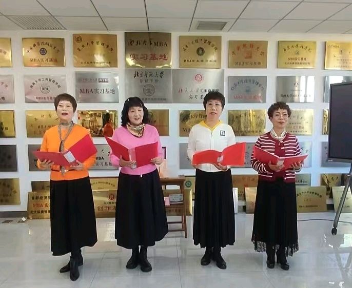 【君王与百姓的天与坛…天坛】作者阿莲 朗诵伊莎 立平 深蓝的雪 文娟（图6）