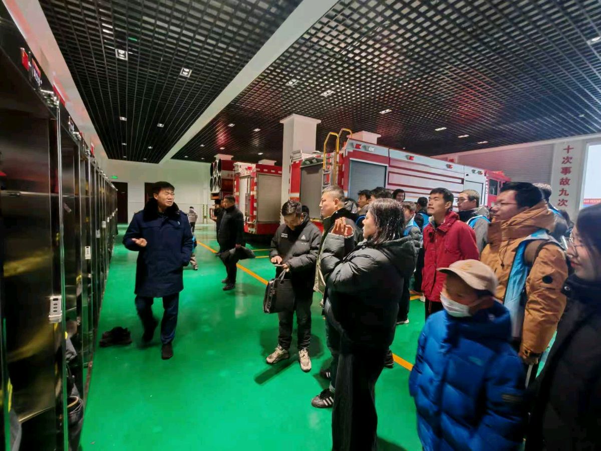 延边郭明义爱心联合会联动开展消防体验活动：以爱心聚合力 以实践筑安全（图14）