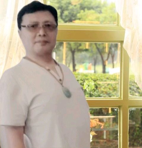 尹玉峰《行香子》6首：晨光推开窗棂时丨京港澳台世界头条（图2）