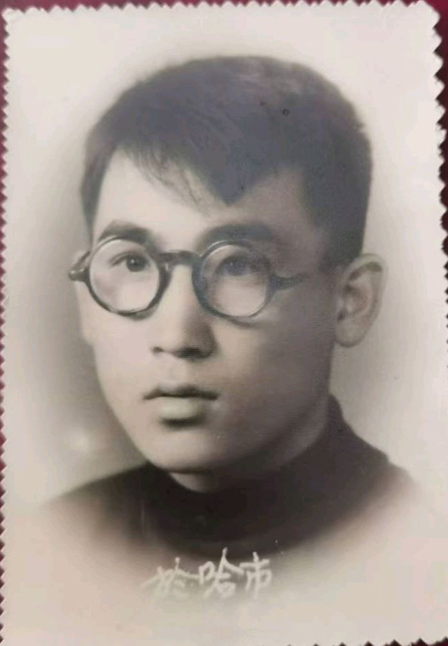 孙殿才李清云夫妻青少年时代倩影（图32）