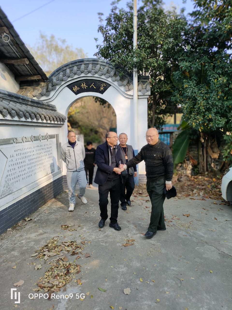 深圳作家企业家吴运夫考察赣南桃花岛、赣南作家村