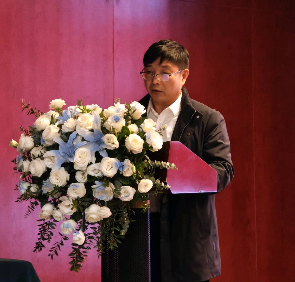 「文学动态」紧跟时代脉搏，弘扬重庆先锋‖重庆市报告文学学会会员大会暨2025年年会落幕（图13）