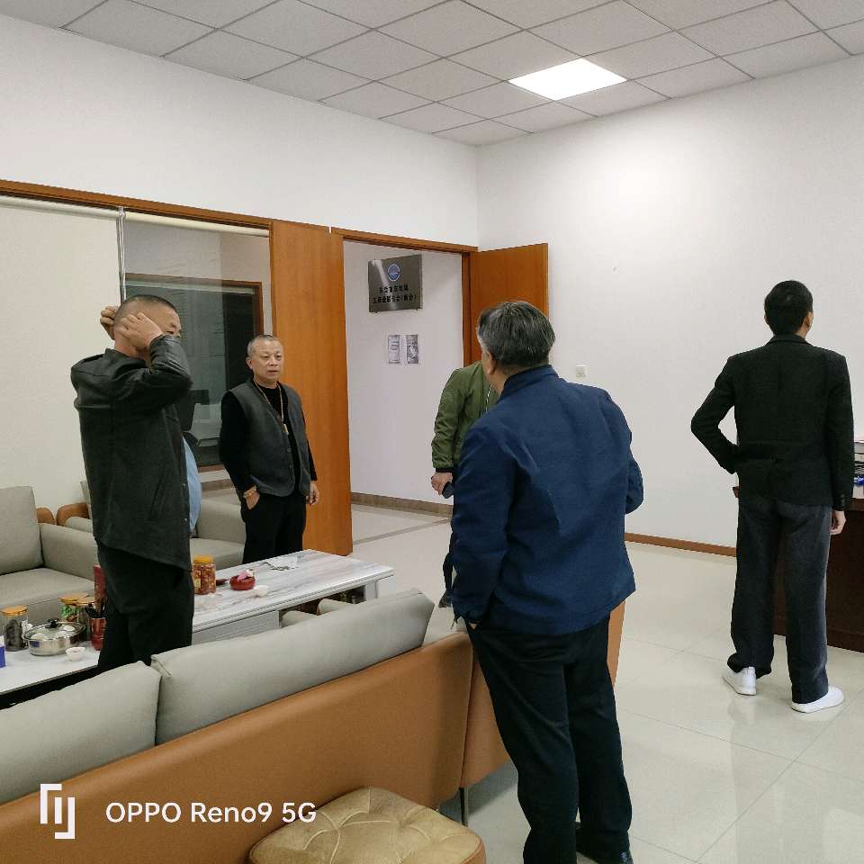 朱才鸿、叶泰才到访东坑商会（图4）