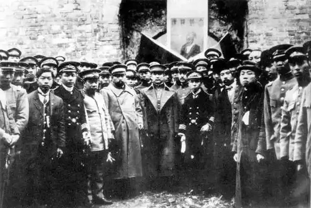 当代新新文学艺术 倪章荣 重写民国史(图2)