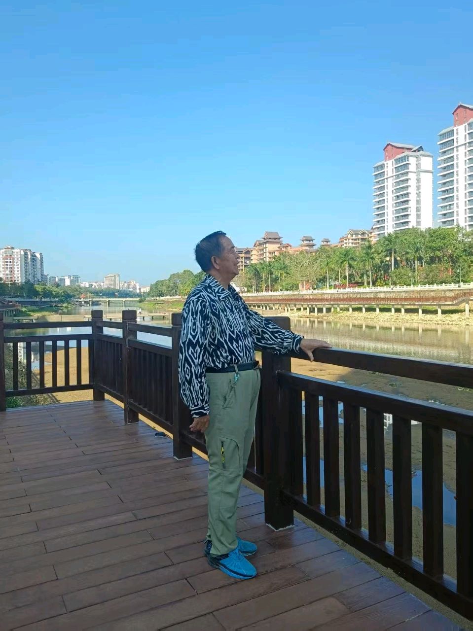 七律：咏五指山南圣河作者：姚树学（吉林）（图19）