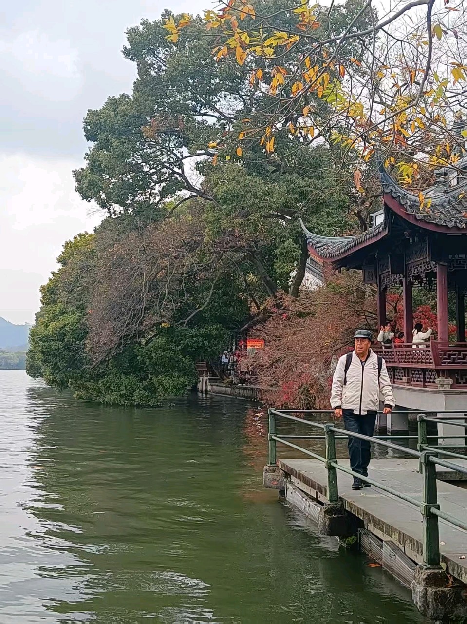 七律：咏五指山南圣河作者：姚树学（吉林）（图13）